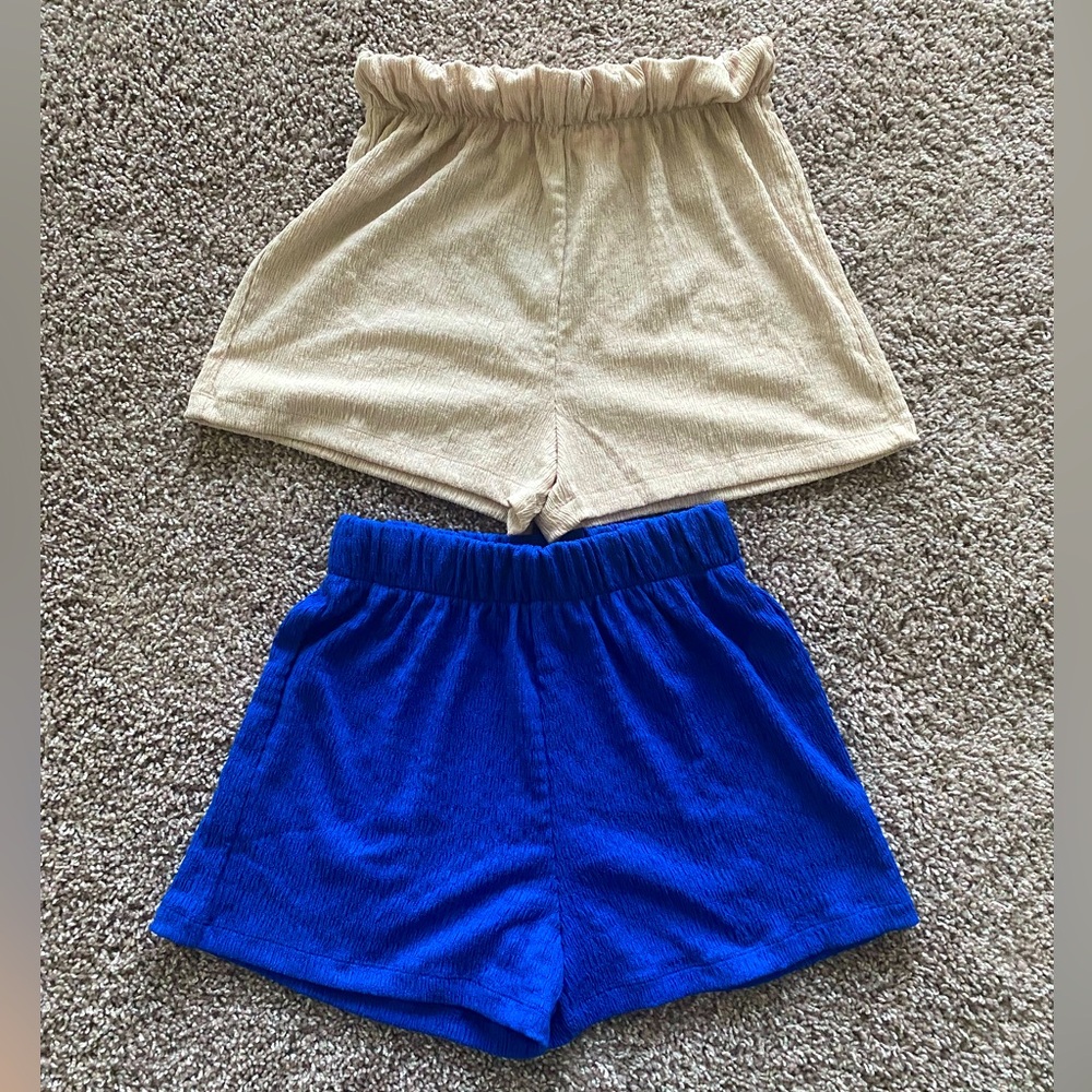 2 Pull Up Lightweight women’s shorts